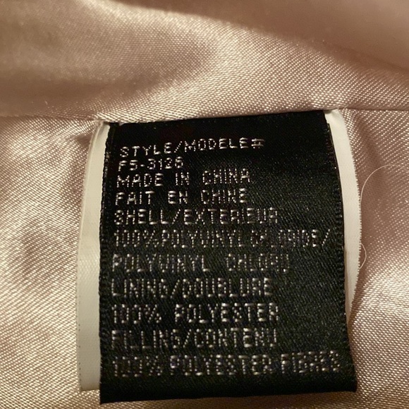 Multi-Seasonal Waterproof Trench Coat - Picture 12 of 14